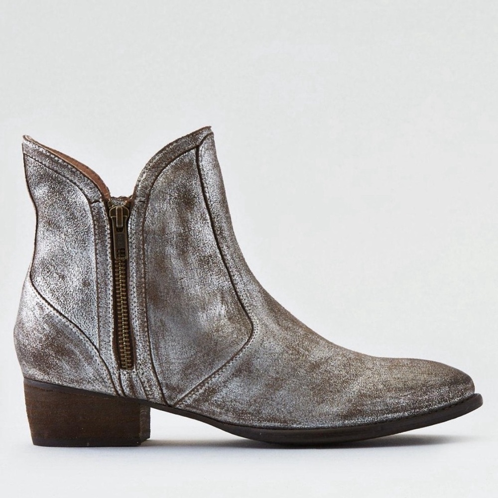 Anthropologie SEYCHELLES Lucky Penny Silver ankle boots 8 pewter double zip